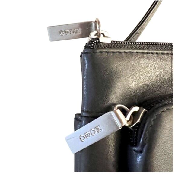 Vintage HOBO Black Leather Crossbody Bag Purse Envelope Style Pockets Zipper - Picture 2 of 7